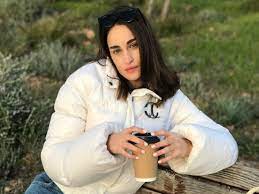 Maybe you would like to learn more about one of these? Maria Boskopoyloy Egine 3an8ia Gia To Neo Rolo Ths Sto Shrial Ths Biktoria Xislop Des To Neo Ths Look