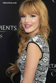 Celeb Hairstyle And Look Bella Thorne In Side Plait Side Plait Side Plait Hairstyles Plaits Hairstyles