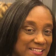 Frieda Burke's Instagram, Twitter & Facebook