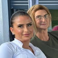 Aveai de primit un colet, dar s-a întâmplat să-ți fie greșită adresa sau ai  trimis un colet și destinatarul a refuzat să-l primească? Nicio problemă.  Suntem FANtastici și te ajutăm cu depozitarea