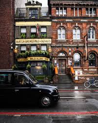 Not Having Great Feelings About The Weather For This Bank Holiday Weekend But London Is Pretty Even When It S Raini Bank Holiday Weekend London Bank Holiday