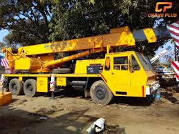 Coles 830 I 30 Tons Crane For Sale In Taloja Navi