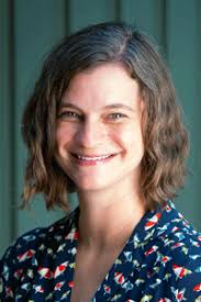 Sarah Dille's Instagram, Twitter & Facebook