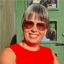 Siłą naszego zespołu jest współpraca 💪 bazowanie na naszych mocnych  stronach🤩 oraz fakt, że lubimy się i inspirujemy nawzajem 😃