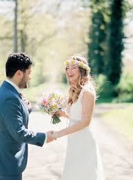 Bei meiner ersten türkischen hochzeit war ich fünf jahre alt. Auf Hochzeitsfotos Gut Aussehen Und Dabei Nicht Verkrampft Oder Unnaturlich Wirken Ist Kein Hexenwerk Trotzdem Hochzeitsfotos Hochzeit Zuhause Kosten Hochzeit