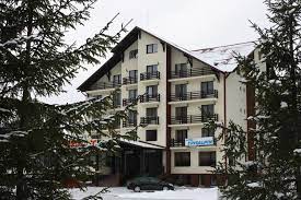 Hotel crisalpin are o capacitate de 40 locuri in camere duble si apartamente. Hotel Crisalpin Poiana Brasov Updated 2021 Prices