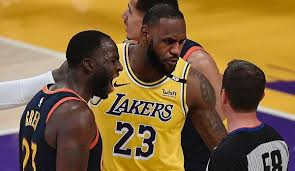 Stay up to date with nba player news, rumors, updates, social feeds, analysis and more at fox sports. Nba Lebron James Uber Gamewinner Gegen Warriors Habe Den Ring Dreimal Gesehen