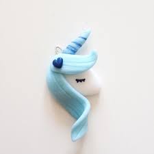 Bijou Licorne Couleurs Collier Par Babyloudoll Bricolages En Argile Et Polymere Projets En Argile De Polymere Art En Pate De Polymere
