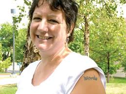 Student, 59, sues poetry professor 'after getting an F'