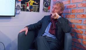 He is 65 years old and is a pisces. Zbigniew Boniek Tlumaczy Porazke Z Wlochami Zagralismy Slabo Bo Robert Zagral Jeden Ze Slabszych Meczow W Reprezentacji Pilkarskie Memy Wideo I Newsy Ekstraklasatrolls Pl