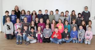Montessori Schuler Bauen Ventilatoren Montessori Schule Landau An Der Isar