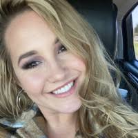 30+ "Wyatt, R.n" profiles