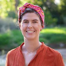 Lindsey Whittington's Instagram, Twitter & Facebook