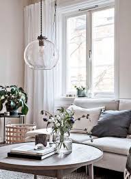 Y es que la luz es la clave, una verdadera llave maestra que convierte una casa en un hogar. Guia Basica Para Elegir La Lampara De Tu Living