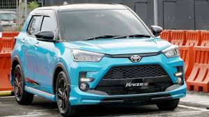 Toyota raize akan tersedia dalam warna 8: Yird7l 9zwmswm