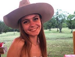 Katelyn Porter's Instagram, Twitter & Facebook