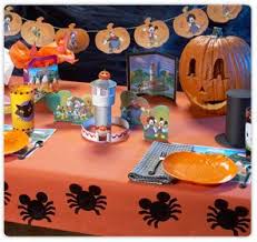 Dress Up A Plain Table Cloth With Mickey Spiders Birthday Halloween Party Disney Halloween Party Decorations Disney Halloween Parties