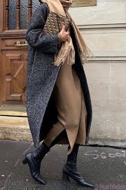 Füme rengini kombin ederken dikkat edilmesi gereken noktalar vardır. Fume Rengi Nasil Kombinlenir