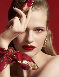 逆流而上不靠社交媒體Lush和Bottega Veneta如何贏得Z世代?