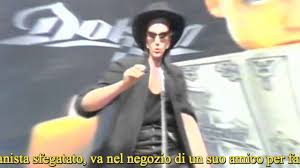 È avvenuto lungo viale amendola, presso l'incrocio di via morane, l'incidente che che ha coinvolto un arte in tabaccheria: Il Romanista Claudio Amendola A Scherzi A Parte Il Tatuaggio Della Lazio Recensione Youtube