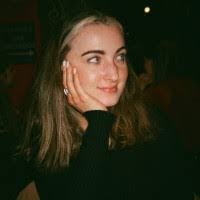 Juliette Stevens's Instagram, Twitter & Facebook