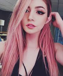 Tumblr Is A Place To Express Yourself Discover Yourself And Bond Over The Stuff You Love It S Where Your Interest Chrissy Costanza Chrissy Constanza Chrissy