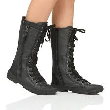 Une toute petite erraflure sur la semelle avant. Kaporal Bottes Cuir Safi Femme Femme Noir Achat Vente Kaporal Bottes Safi Femme Femme Pas Cher Cdiscount