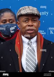 N y front hi-res stock photography and images