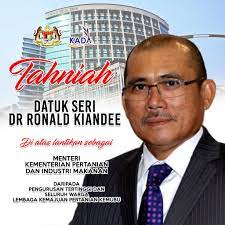 Merangsang pembangunan industri vaksin veterinar yang teratur. Kada On Twitter Setinggi Tinggi Tahniah Buat Datuk Seri Dr Ronald Kiandee Rkiandee Atas Pelantikan Sebagai Menteri Pertanian Dan Industri Makanan Yang Baharu Semoga Bidang Industri Pertanian Terus Membantu Negara Menjadi Penjamin Bekalan