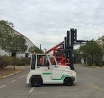 HELI 25T lityum pil çekme aracı QYD250 elektrikli traktör 4 tekerlekli  konteyner traktör