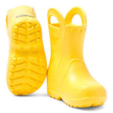 All the lightweight color and sporty crocband™ style kids love is now available in a fun and functional rain boot. Babyshop Com