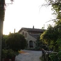 Il country resort monsignor della casa da molti anni figura nell'esclusivo circuito residenze d'epoca scopri… romantici scenari e sapori da ricordare: Monsignor Della Casa Country Resort Borgo San Lorenzo Via Di Mucciano 16