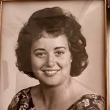 Vera Lindholm's Instagram, Twitter & Facebook