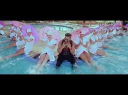 Yaariyan Sunny Sunny Aaj Blue Hai Pani Pani Full Hd 1080px Feat Yo Yo Honey Singh Video Song Rsd Youtube Youtube Entertainment Video