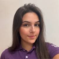 Danielle Barreto's Instagram, Twitter & Facebook