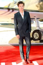 He plays a soldier fleeing a hopeless battle during world war ii. The Invention Of Harry Styles Movie Star Vanity Fair