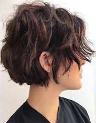 Explore this collection of short wavy hairstyles for your daily hair inspo! Pin On Dogs
