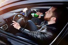 Trunkenheit am Steuer - Strafe, Unfall & Führerscheinentzug