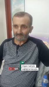 📍 AYDEM'i siyah çelenkle protesto ettiler! 🔴 İncirliova'nın Acarlar  Mahallesi'nde sürekli elektrik kesintisi yaşanmasını protesto eden Muhtar Kemal  Karabulut ve mahalle sakinleri, elektrik trafosuna, üzerinde "AYDEM  ölmüştür, Acarlar'ın başı sağ ...