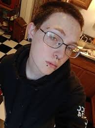 Alright, I wanna play. Do I pass? Male or female yall?