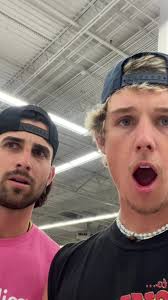 KYLE WHAT ARE YOU DOING HERE?!?! 🍌😂 #savannahbananas #academysports  #daltonmauldin #tannerthomas #kyleluigs #baseballtok #baseballboys  #baseballisfun