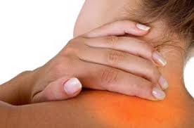 The term torticollis is derived from the latin words tortus for twisted and collum for neck. Torticolis Et Mal Au Cou Causes Pourquoi Docteur