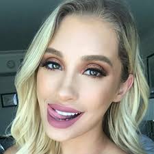 What Is The Nicol Concilio x Violet Voss Collab? The Vlogger Dropped Tons  Of Details — PHOTOS