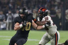 Ohio state managed to hold off minnesota to pick up the win on thursday night. Cfq17ninsjqtjm