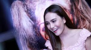 Shandy aulia kembali dibuat kesal dengan netizen yang sebut putrinya kurang gizi. Pernah Meremehkan Shandy Aulia Justru Ketagihan Main Film Horor News Entertainment Fimela Com