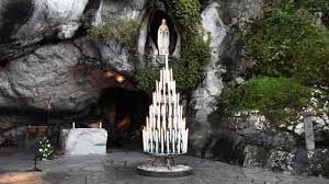 Le sanctuaire de lourdes en direct. Le Chapelet Depuis La Grotte De Lourdes 2 Youtube