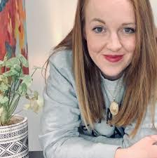 Lisa Boland's Instagram, Twitter & Facebook