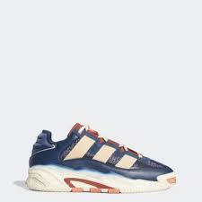 Tap into endless energy as you make the rounds, thanks to the adidas boost midsole. Blau Manner Streetball Adidas Deutschland