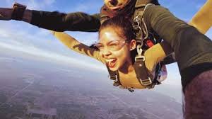 Dubsmash queen maine mendoza earned the tenth slot in fhm 100 sexiest in the world's partial and unofficial tally, as of today, june 9. How Would Maine Mendoza Handle A Breakup