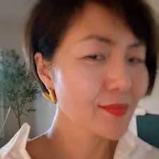 Hey Love Heart Stud Earrings